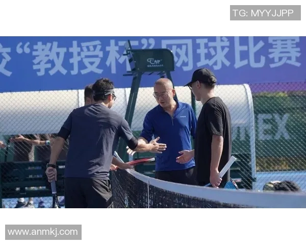 黄伟独家分享网球心得与技巧助你提升球技的秘密武器