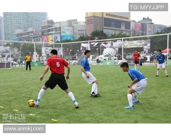 标准列日与巴拉镇的精彩对决揭示了足球战术与团队协作的重要性