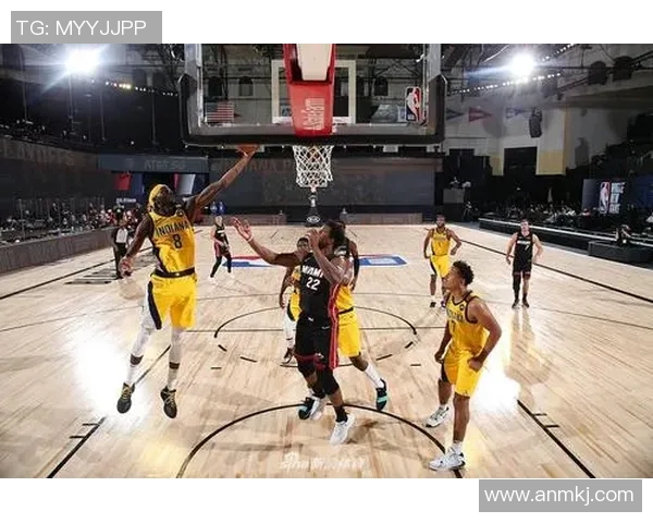 热火与步行者激战正酣新浪体育全程直播精彩瞬间回顾